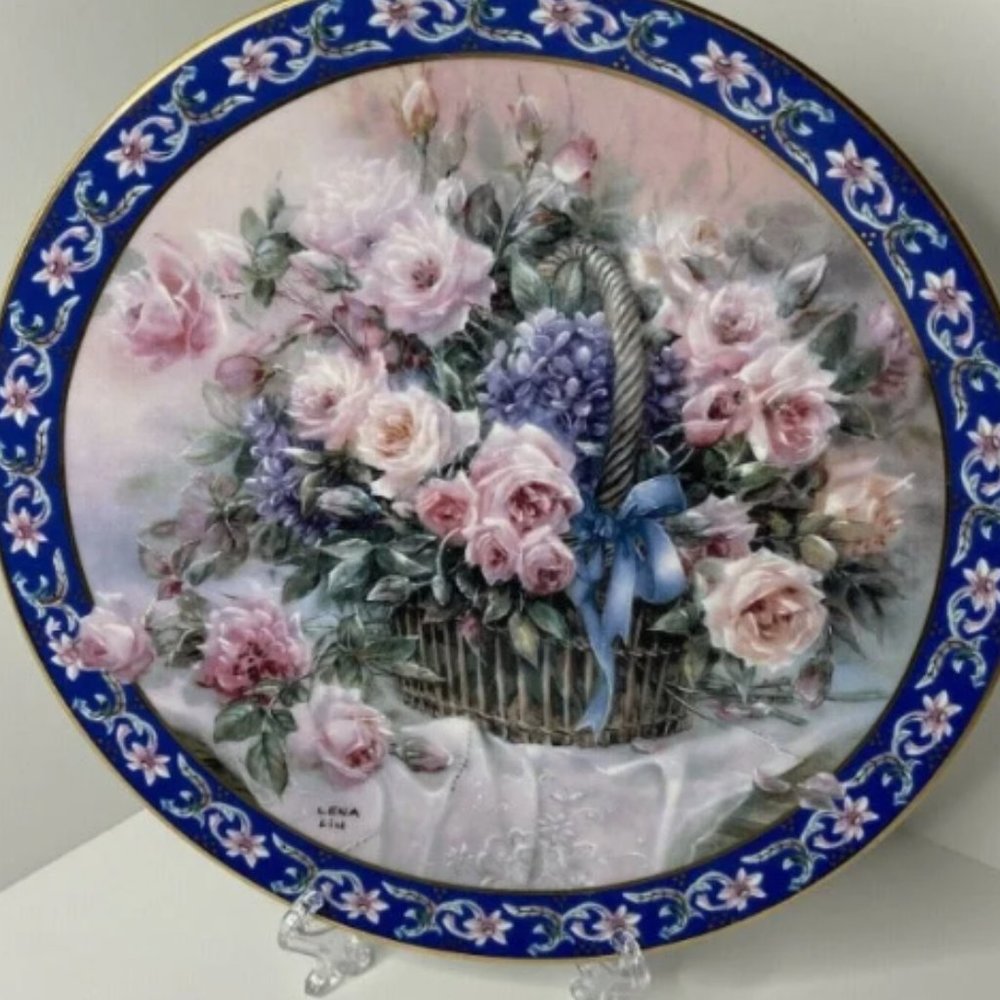 Beautiful Lena Liu Basket Bouquets “Roses” Collectors Plate No. 7107D Limited Ed